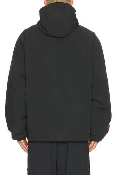 Essentials Half Zip Anorak In Black