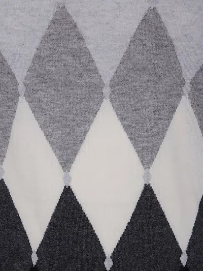 Ballantyne V Neck Pullover In Gray