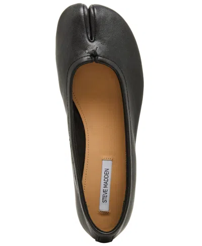 Steve Madden Calico Ballet Flat In Black