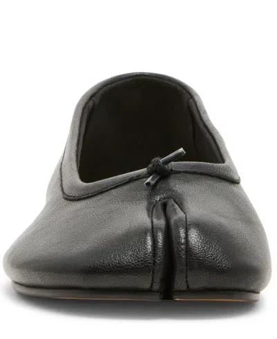 Steve Madden Calico Ballet Flat In Black