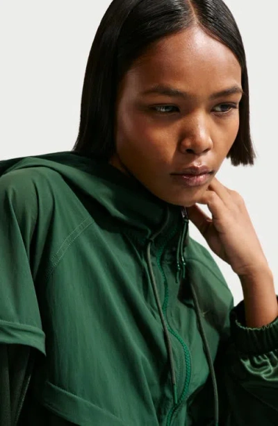 Nike Oversize Windrunner Jacket In Green