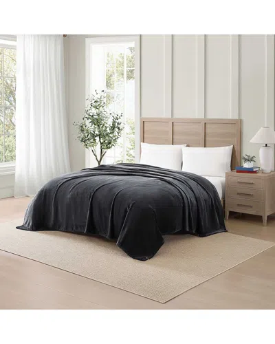 Tommy Hilfiger Th Solid Plush Blanket In Multi