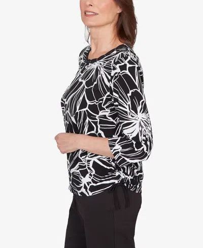 Alfred Dunner Linework Floral In Black