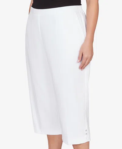 Alfred Dunner Plus Size Classic Solid Twill Button Hem Capri Pants In White
