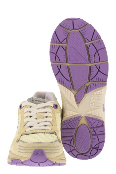 Autry Hyperway Suede And Mesh Trainers In Gold