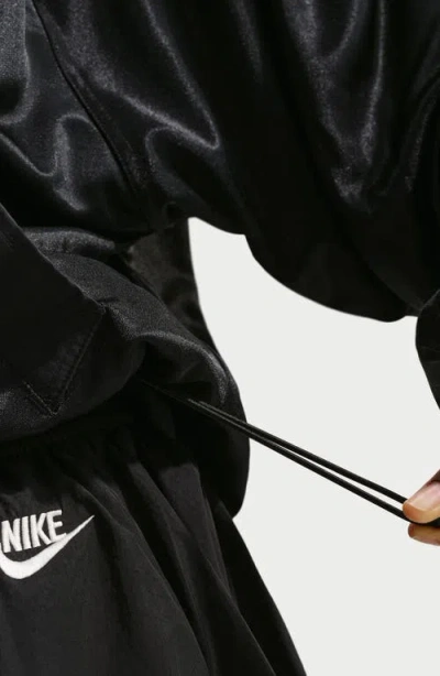 Nike Oversize Windrunner Jacket In Black