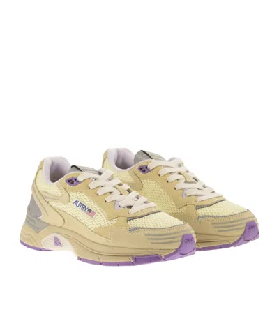 Autry Hyperway Low-top Sneakers In Multi