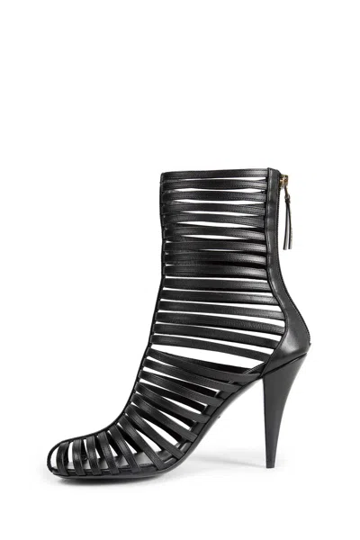 Givenchy Cage Leather Ankle Boots In Black