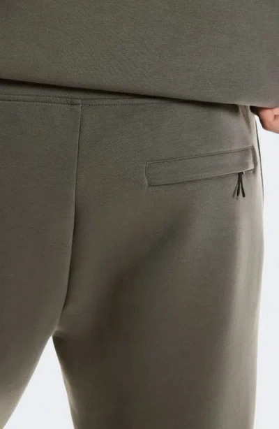 On Focus Tech Joggers O In Green