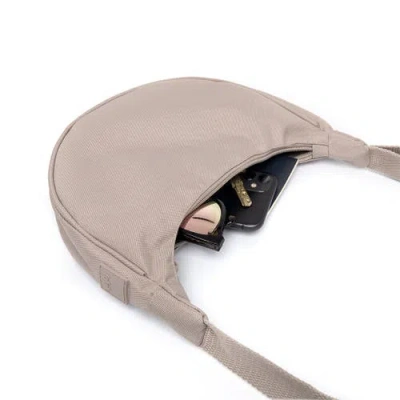 Lefrik Lua Bag In White