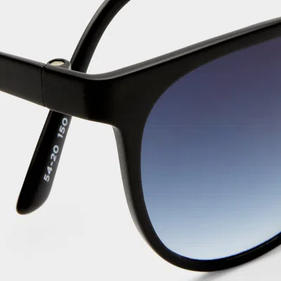 Le Specs Invincible In Black