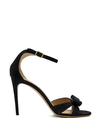 Ferragamo Roxy 90 Vara Bow Suede Sandals In Black