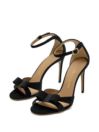 Ferragamo Roxy 90 Vara Bow Suede Sandals In Black