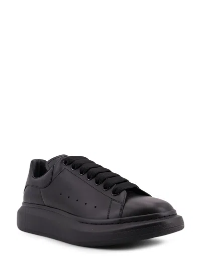 Alexander Mcqueen Men Black Oversize Sneakers With Logo Lettering On The Heel In Leather Man