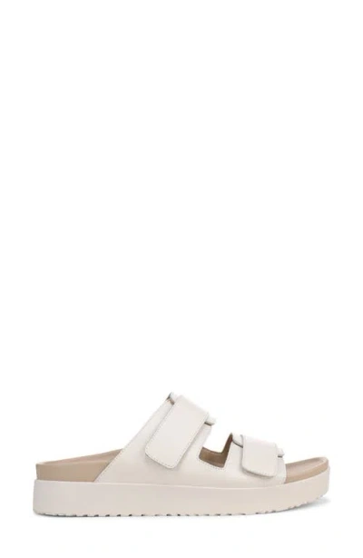 Vionic Riviera Platform Sandal In White
