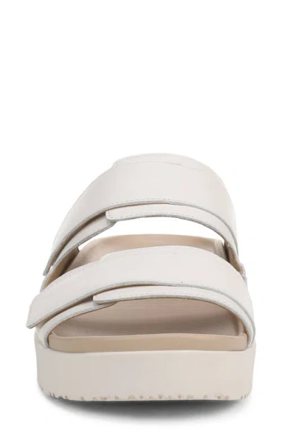 Vionic Riviera Platform Sandal In White