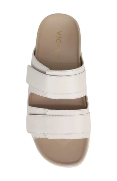 Vionic Riviera Platform Sandal In White