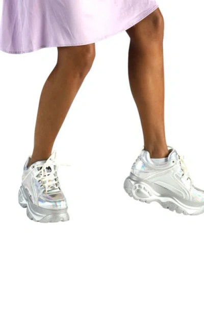 Buffalo Boots Classic Low Sneaker In Silver