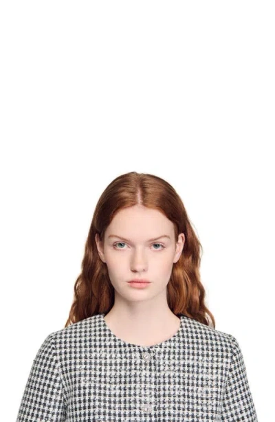 Sandro Cropped Houndstooth Tweed Jacket In Black