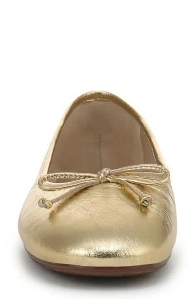 Sam Edelman Alie Bow Ballet Flats In Gold