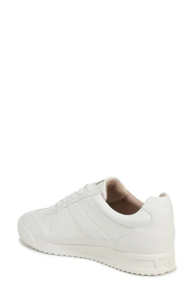 Naturalizer Garnet Sneaker In White