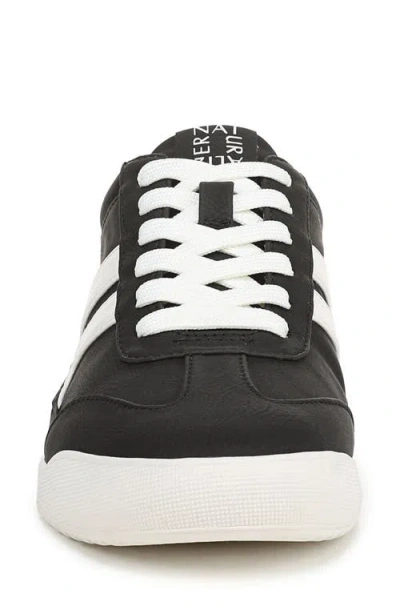 Naturalizer Garnet Sneaker In Black