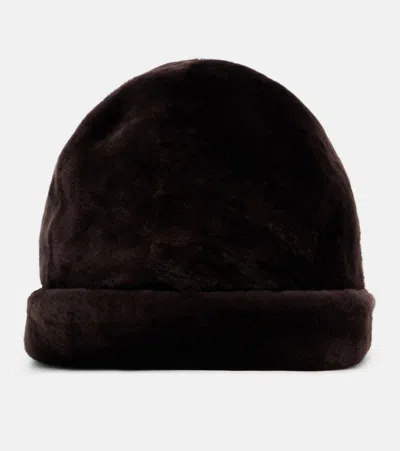 Nour Hammour Blokes Shearling Hat In Burgundy