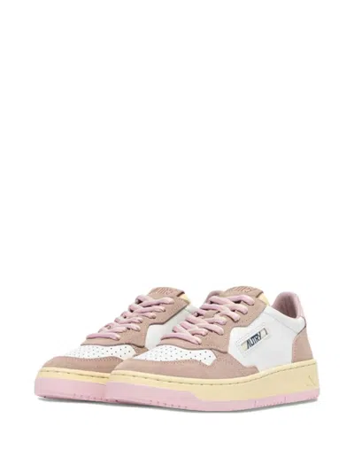 Autry Medalist Low Sneakers In Pink