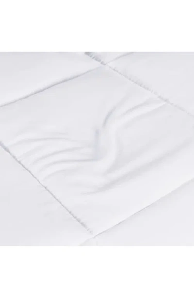 Superior Reversible Down Alternative Comforter In White
