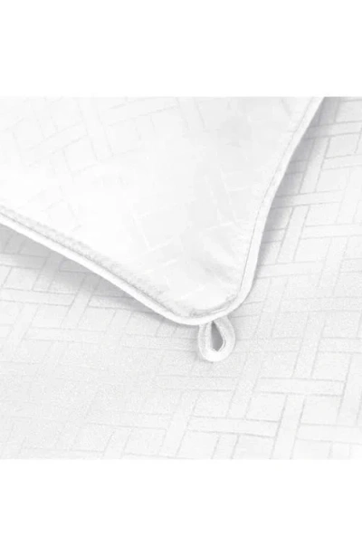 Superior Reversible Down Alternative Comforter In White