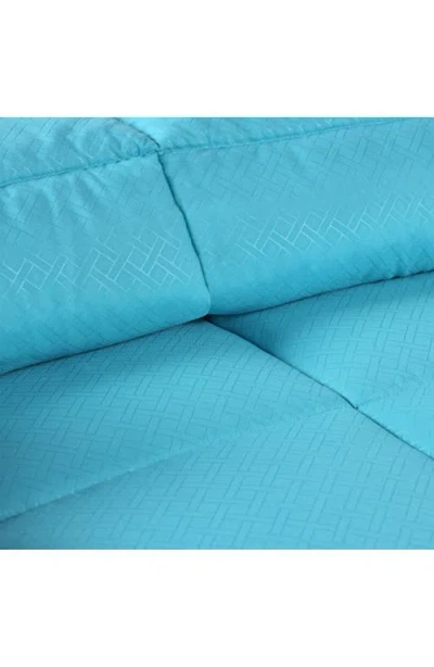 Superior Reversible Down Alternative Comforter In Blue