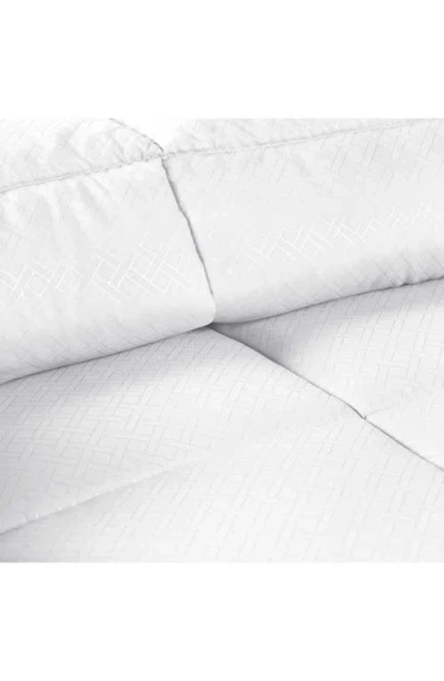 Superior Reversible Down Alternative Comforter In White