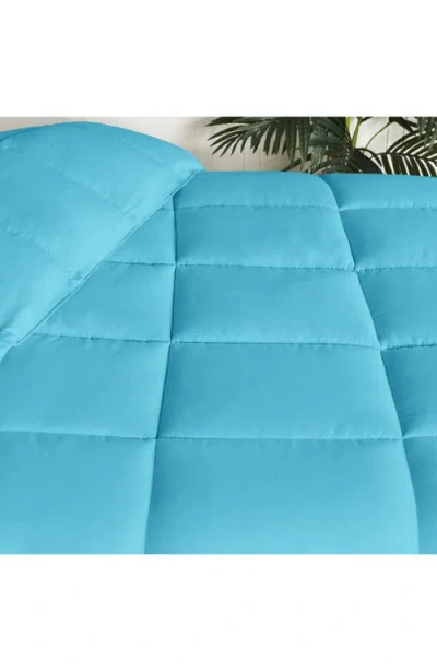 Superior Reversible Down Alternative Comforter In Blue