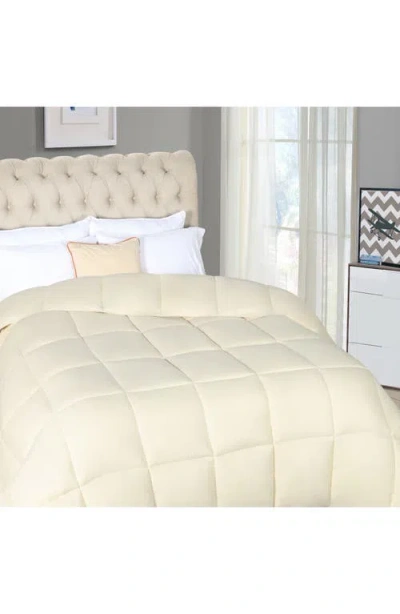 Superior Reversible Down Alternative Comforter In White