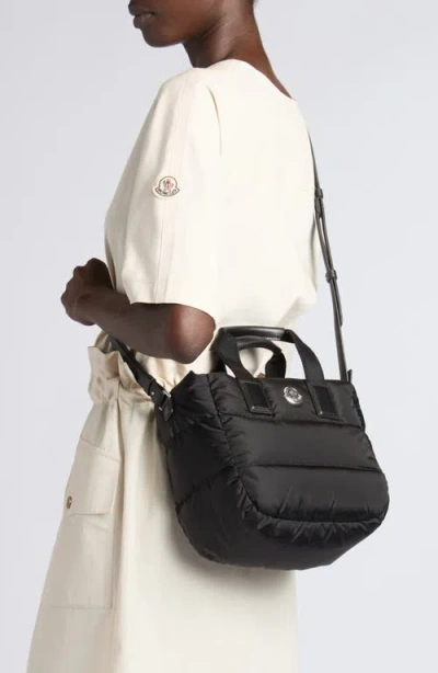 Moncler Borsa A Mano Caradoc Mini In Tessuto Nero Donna In Black