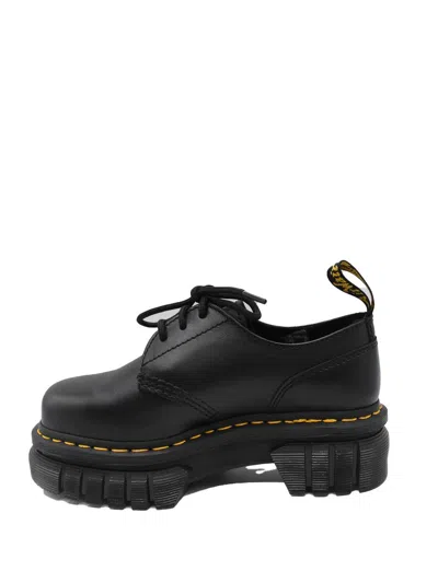 Dr. Martens Derby In Black