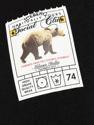 Iceberg Patch T-shirt In Black