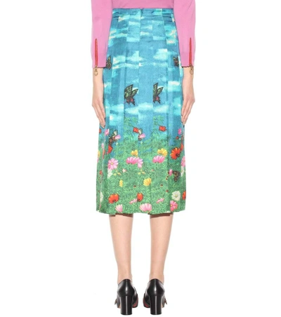 Shop Gucci Printed Pleated Silk Skirt In Cyae