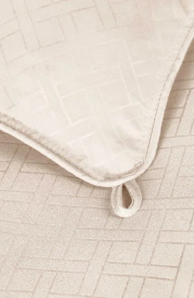 Superior Reversible Down Alternative Comforter In White