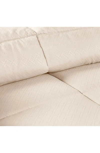 Superior Reversible Down Alternative Comforter In White
