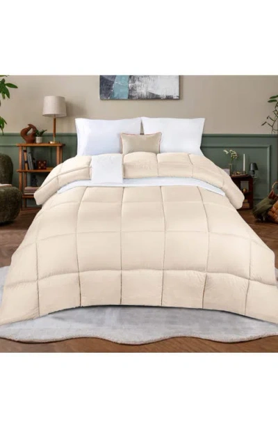 Superior Reversible Down Alternative Comforter In White