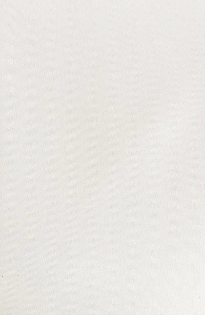 Brioni Formal Solid Silk Tie In White