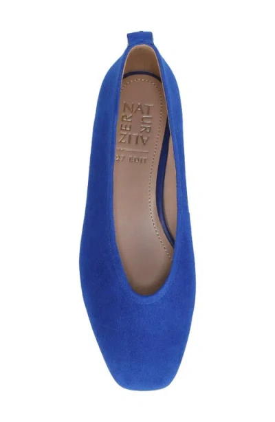 27 Edit Naturalizer Carla Flat In Blue
