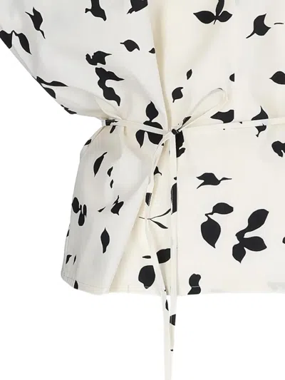 Alysi Light Backdrop Leaf Print Blouse In White