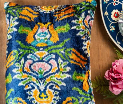 Les-ottomans Cushions Multicolor Uni In Multi