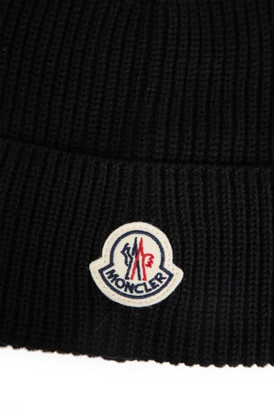 Moncler Ribbed Texture Wool Hat Winter Style In Black