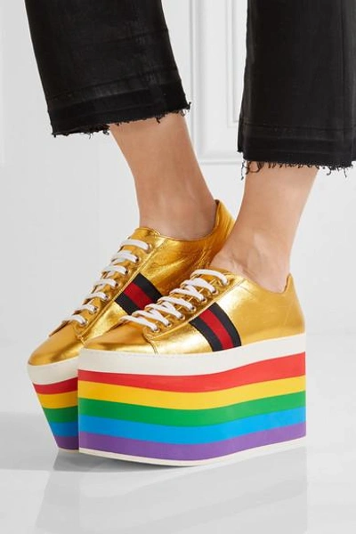 Shop Gucci Metallic Leather Platform Sneakers In Gold