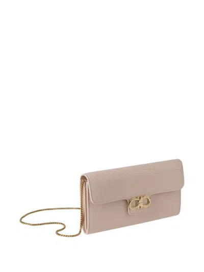 Ferragamo Gancini Hammered Chain Wallet In Pattern