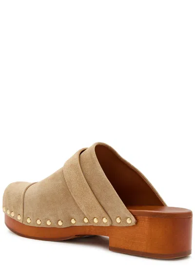 Chloé Jeannette Buckle Detailed Studded Clogs In Brown