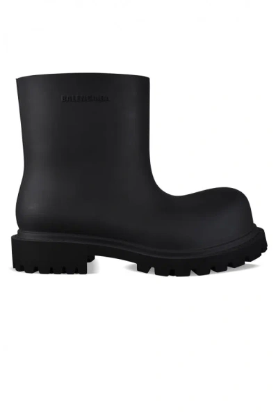 Balenciaga Alaska Low Boot In Black